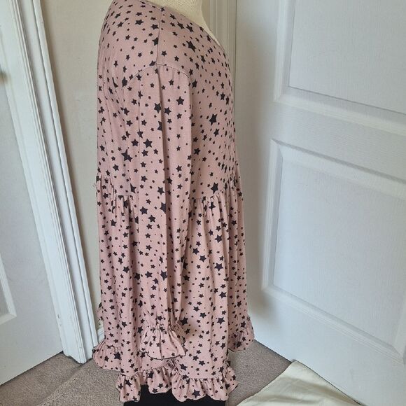 Elegant Starry Pink Midi Dress - Picture 6 of 16